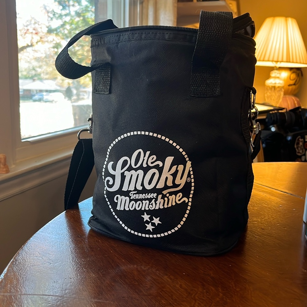 Ole Smoky Tennessee Moonshine Soft Cooler Insulated Bag Smokey Mountains Shine